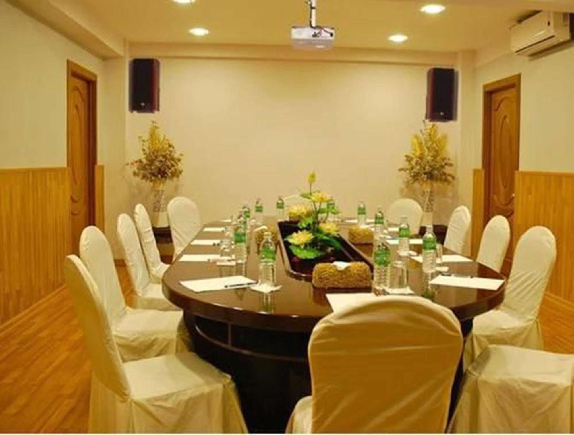 Hotel K Yangon Exterior foto