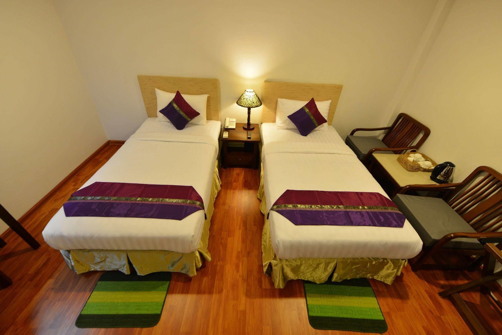 Hotel K Yangon Exterior foto